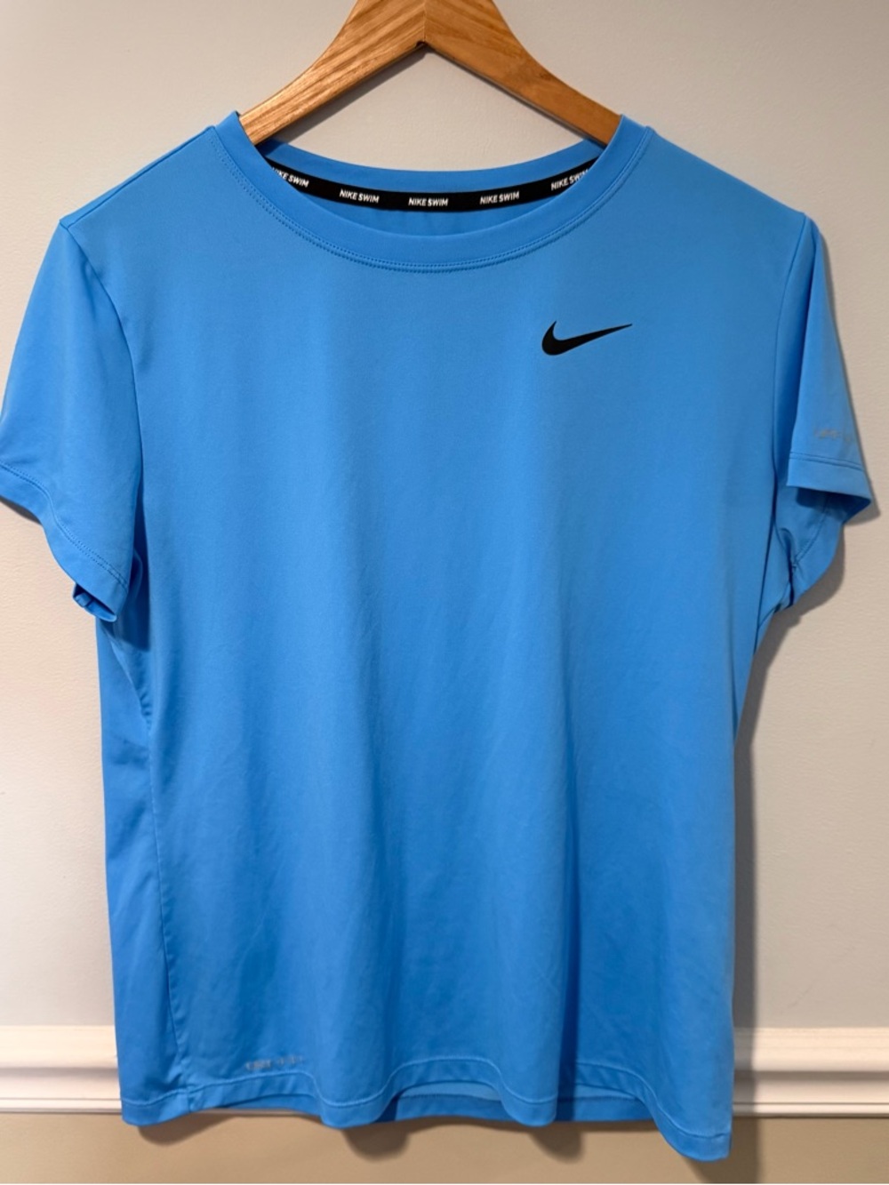 Nike Men’s Bright Blue Short-Sleeve Performance Tee with Black Swoosh